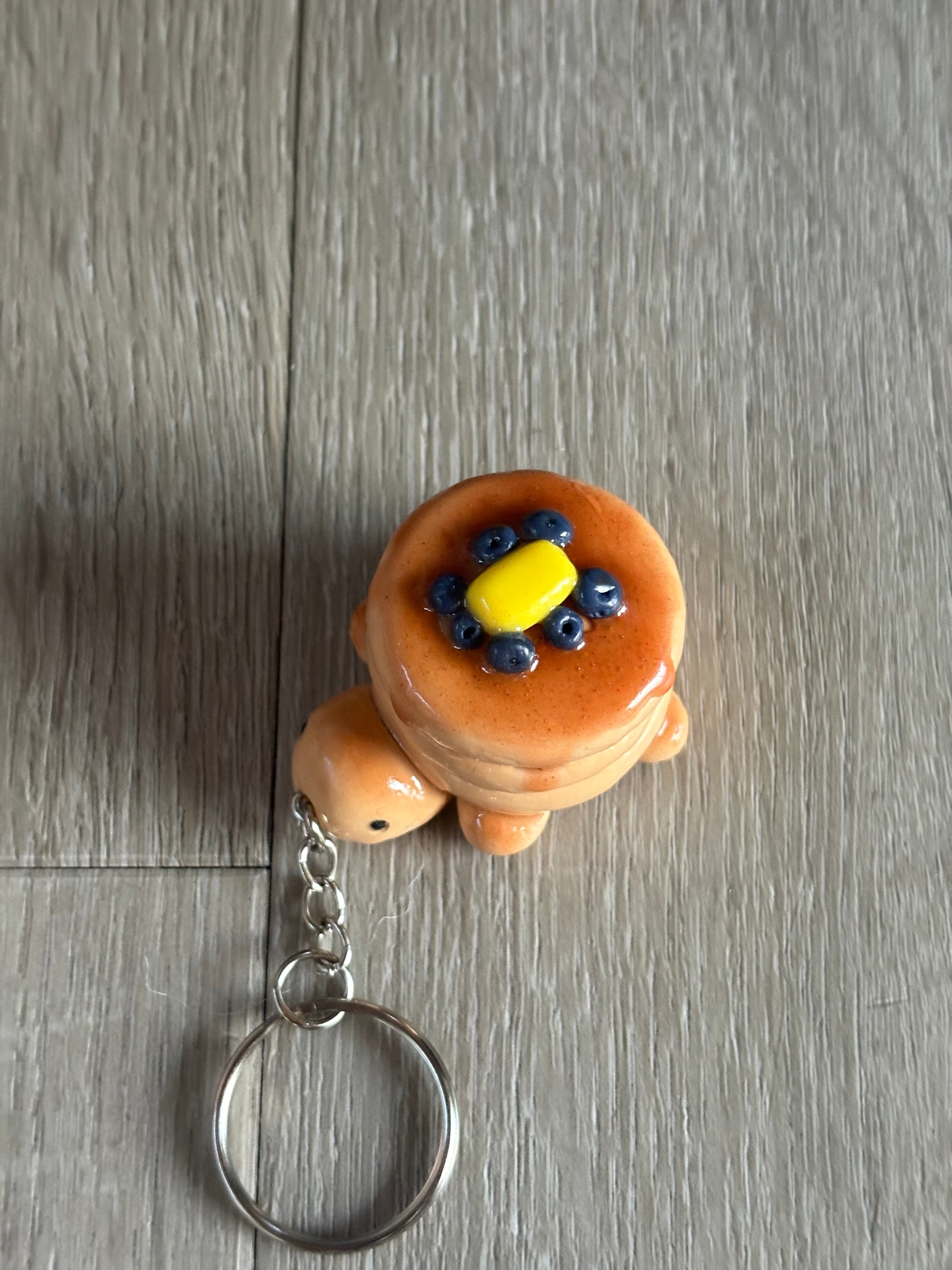 Pancakes turtle keychain