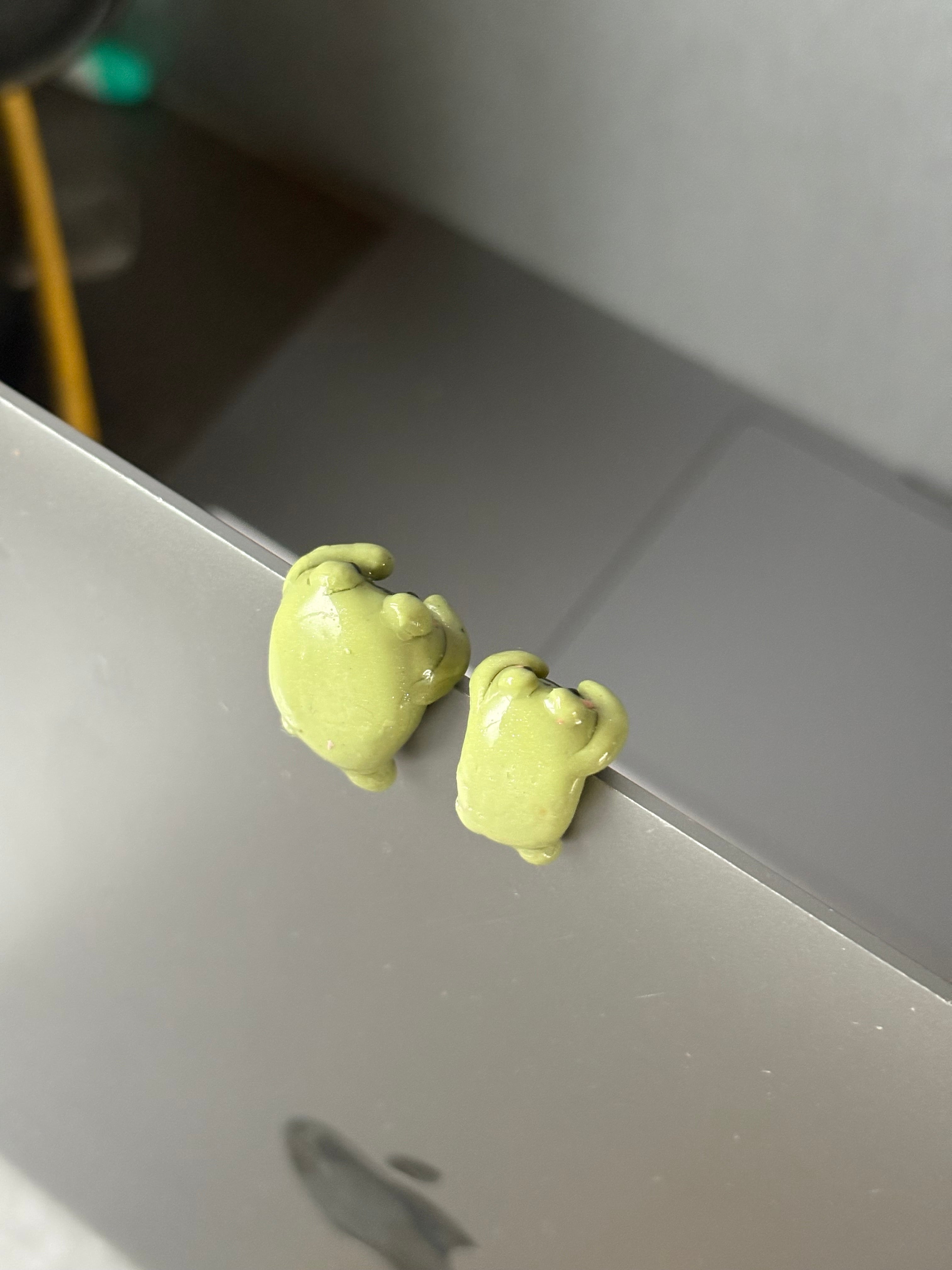 Mini frog Jellycat inspired peekies