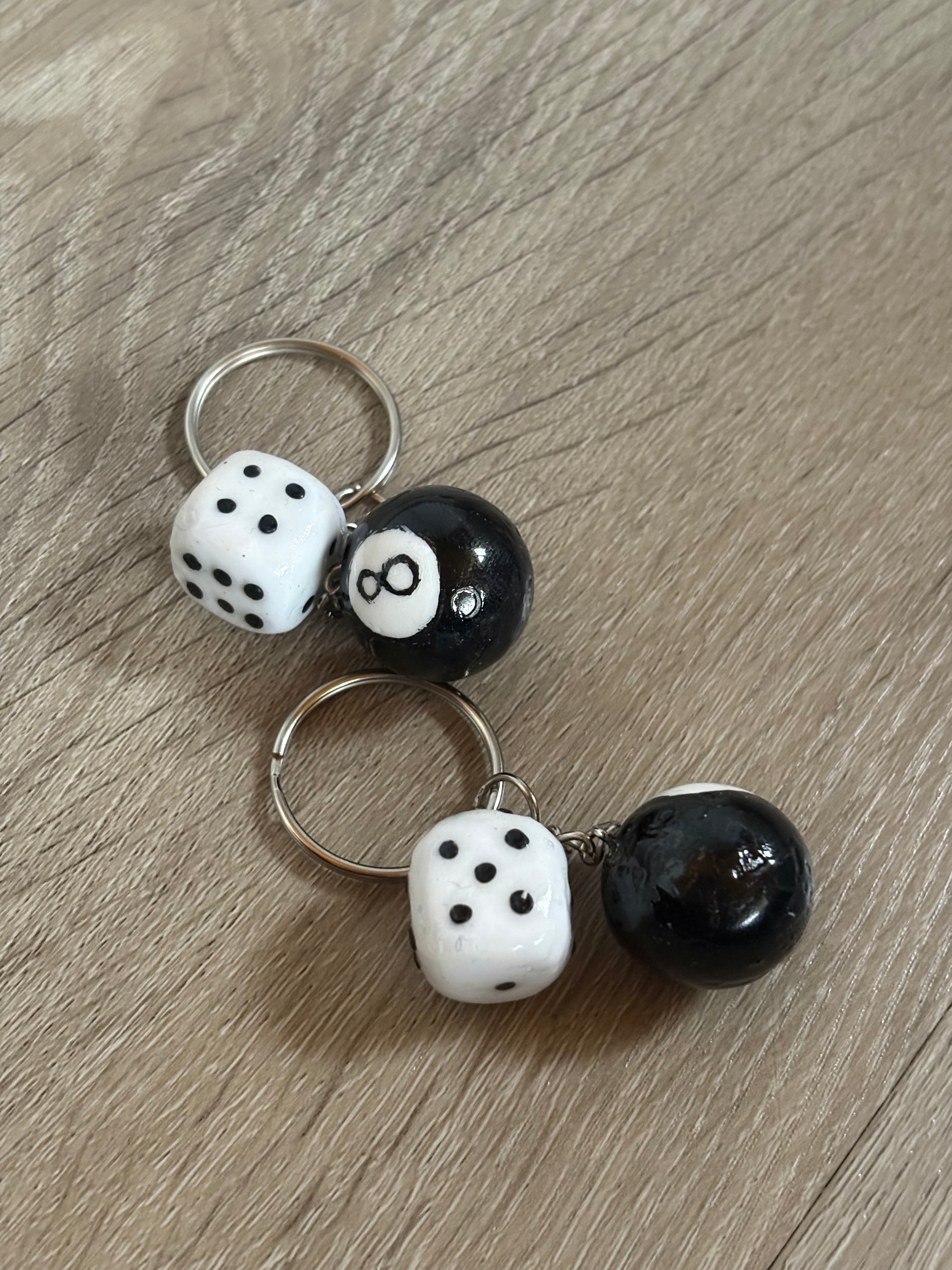White dice 8Ball keychain