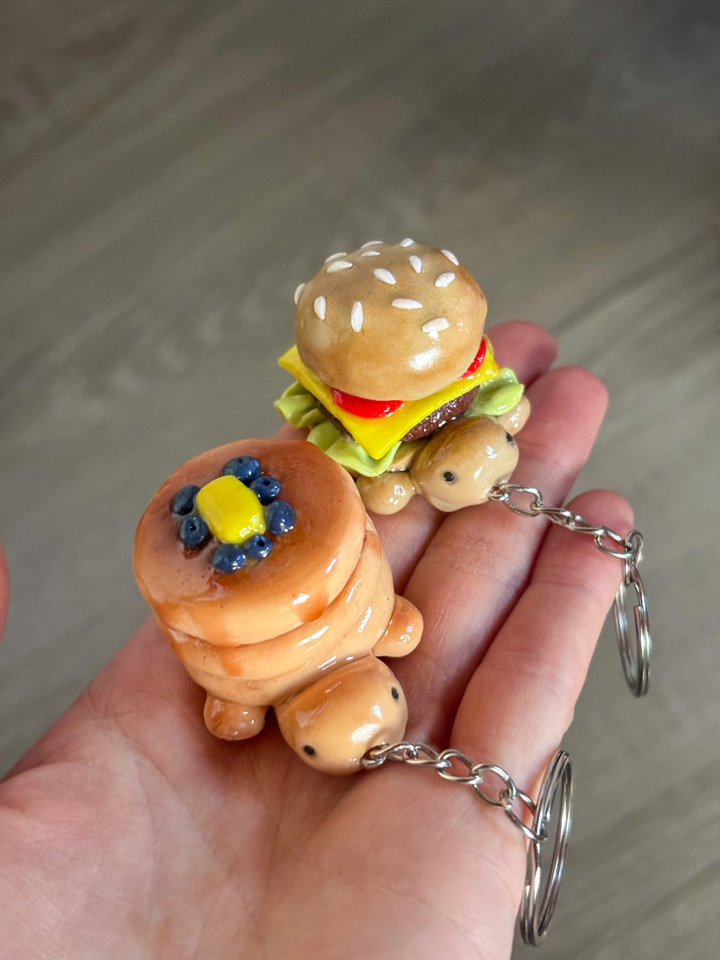 Pancakes turtle keychain